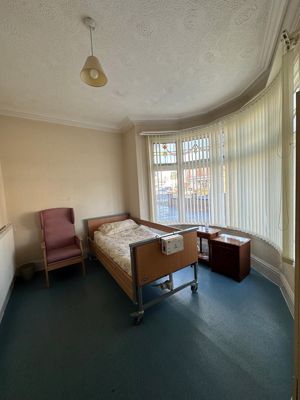 Photo 7- click for photo gallery